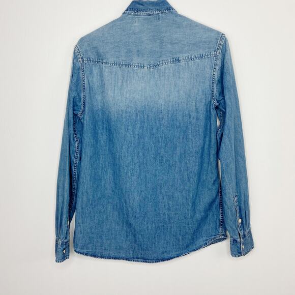 L.O.G.G. H&M Button Down Chambray Blouse Sz S - Picture 2 of 4